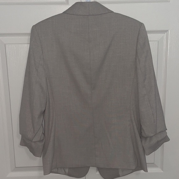 H&M US M | Women’s Tan/Grey Blazer - Picture 2 of 3